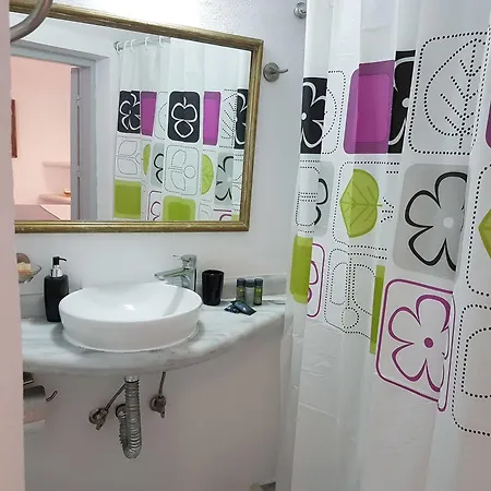 Roubeti Village 3* Pýrgos